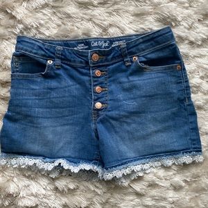 Cat& Jack Jean shorts, size XL 14-16, worn twice